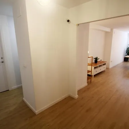 Ross - Flat With The Amenities Apartamento