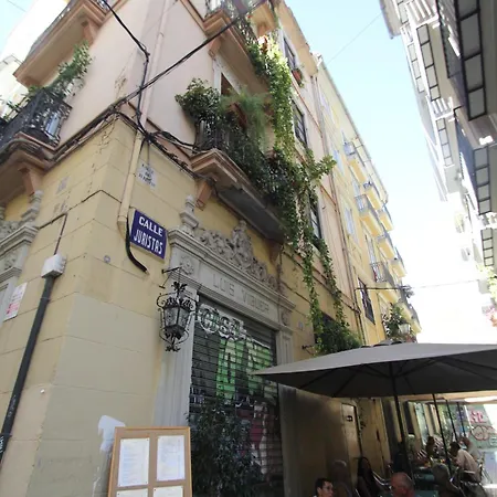 Ross - Flat With The Amenities Apartamento