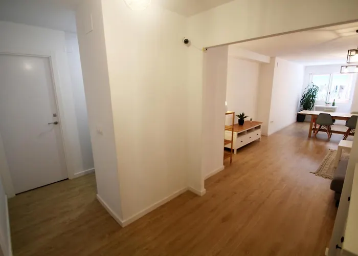 Ross - Flat With The Amenities Apartment